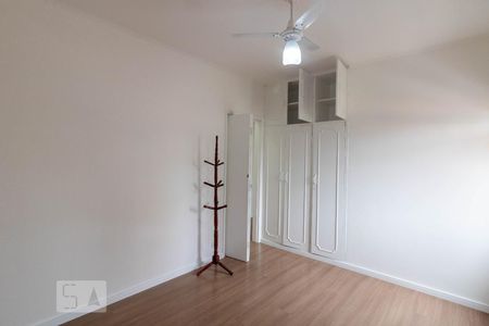 Apartamento à venda com 77m², 2 quartos e 1 vagaDormitório 1