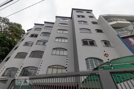 Apartamento à venda com 77m², 2 quartos e 1 vagaFachada  de trás do Prédio 