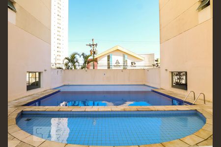 Apartamento para alugar com 54m², 2 quartos e 1 vaga Apartamento para alugar com 54m², 2 quartos e 1 vagaÁrea Comum - Piscina