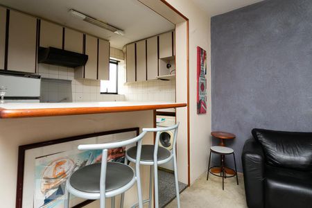 Sala de casa para alugar com 2 quartos, 55m² em Jardim Paulista, São Paulo