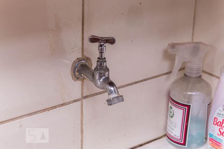 Casa à venda com 100m², 3 quartos e 2 vagas Casa à venda com 100m², 3 quartos e 2 vagasQuintal - Torneira