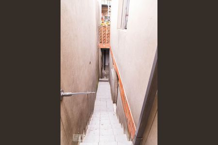 Casa à venda com 100m², 3 quartos e 2 vagas Casa à venda com 100m², 3 quartos e 2 vagasCorredor