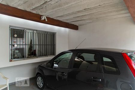 Casa à venda com 100m², 3 quartos e 2 vagas Casa à venda com 100m², 3 quartos e 2 vagasGaragem