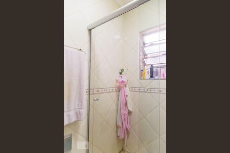 Casa à venda com 100m², 3 quartos e 2 vagas Casa à venda com 100m², 3 quartos e 2 vagasBanheiro da suíte