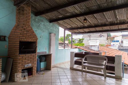 Casa à venda com 100m², 3 quartos e 2 vagas Casa à venda com 100m², 3 quartos e 2 vagasÁrea da churrasqueira