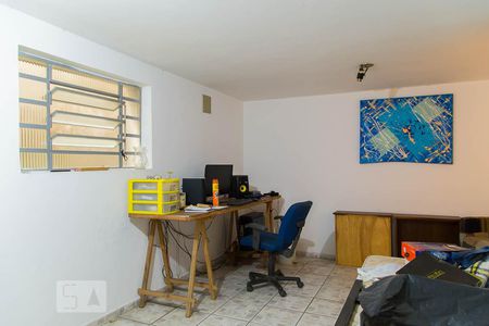Casa à venda com 100m², 3 quartos e 2 vagas Casa à venda com 100m², 3 quartos e 2 vagasSuíte do subsolo
