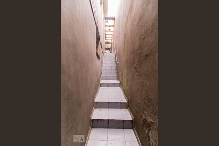 Casa à venda com 100m², 3 quartos e 2 vagas Casa à venda com 100m², 3 quartos e 2 vagasCorredor