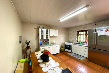 Casa à venda com 450m², 5 quartos e 4 vagasCozinha 3