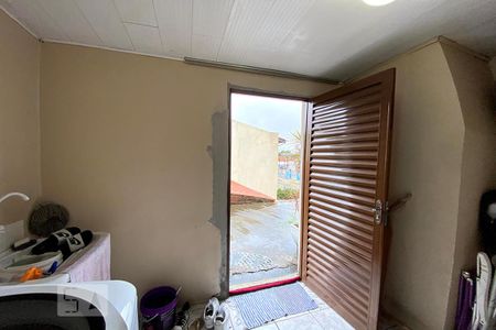 Casa à venda com 450m², 5 quartos e 4 vagasÁrea de Serviço 2