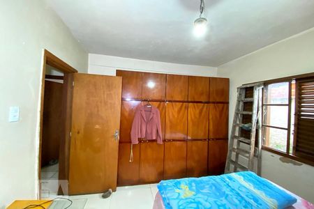 Casa à venda com 450m², 5 quartos e 4 vagasQuarto 2