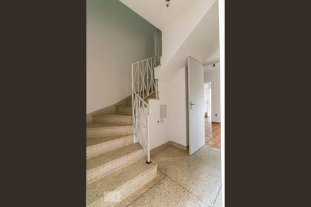 Escadas de casa à venda com 6 quartos, 140m² em Alto da Mooca, São Paulo