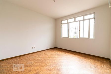 Sala de casa à venda com 6 quartos, 140m² em Alto da Mooca, São Paulo