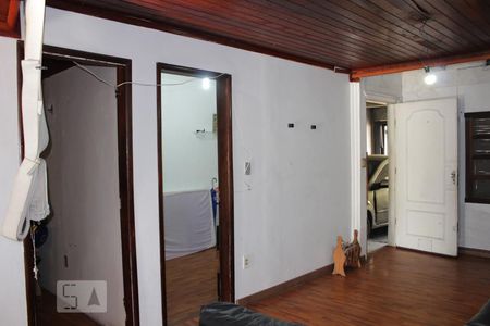 Detalhe Sala de casa à venda com 3 quartos, 498m² em Rubem Berta, Porto Alegre