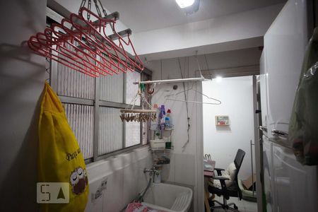Apartamento à venda com 80m², 2 quartos e 1 vaga Apartamento à venda com 80m², 2 quartos e 1 vagaLavanderia