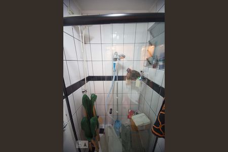 Apartamento à venda com 80m², 2 quartos e 1 vaga Apartamento à venda com 80m², 2 quartos e 1 vagaBanheiro social