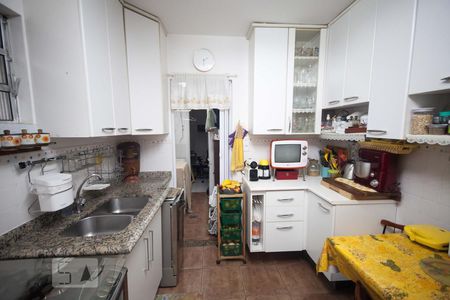 Apartamento à venda com 80m², 2 quartos e 1 vaga Apartamento à venda com 80m², 2 quartos e 1 vagaCozinha