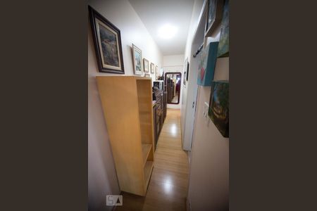 Corredor quartos de apartamento à venda com 2 quartos, 80m² em Mooca, São Paulo