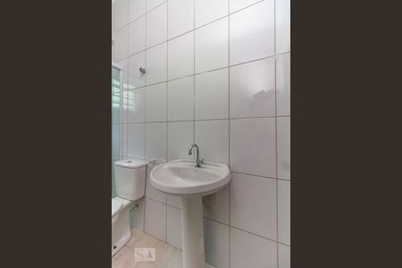 Banheiro de casa para alugar com 1 quarto, 40m² em Chácara Santo Antônio , São Paulo