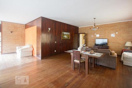 Sala de casa à venda com 5 quartos, 330m² em Chácara Monte Alegre, São Paulo
