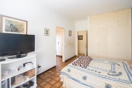 Suíte 1 de casa à venda com 5 quartos, 330m² em Chácara Monte Alegre, São Paulo