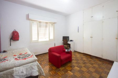 Casa à venda com 330m², 5 quartos e 6 vagasQuarto 2