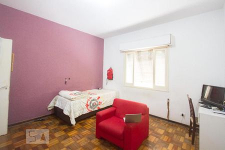 Casa à venda com 330m², 5 quartos e 6 vagasQuarto 2