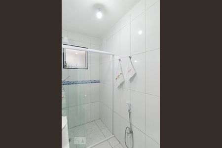 Banheiro da suíte de casa à venda com 2 quartos, 70m² em Vila Leonina, São Bernardo do Campo