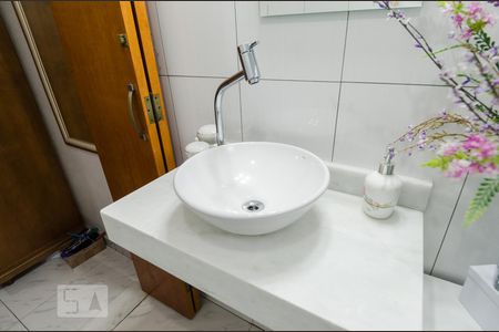 Banheiro da suíte de casa à venda com 2 quartos, 70m² em Vila Leonina, São Bernardo do Campo