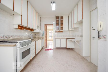 Cozinha de apartamento para alugar com 3 quartos, 126m² em Bela Vista, São Paulo
