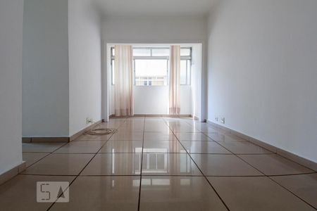 Apartamento à venda com 42m², 1 quarto e 1 vagaSala
