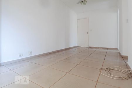 Apartamento à venda com 42m², 1 quarto e 1 vagaSala