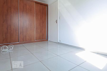 Apartamento à venda com 42m², 1 quarto e 1 vagaQuarto