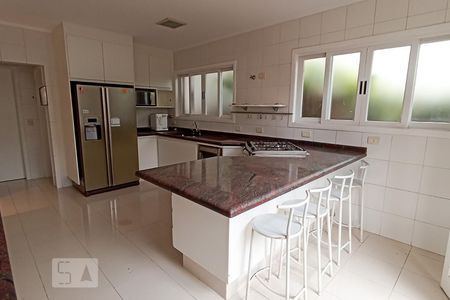 Casa de condomínio à venda com 375m², 3 quartos e 4 vagas Casa de condomínio à venda com 375m², 3 quartos e 4 vagasCozinha