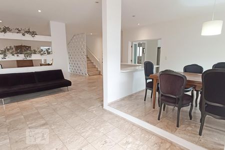 Sala de estar e jantar de casa de condomínio à venda com 3 quartos, 375m² em Alphaville, Santana de Parnaíba