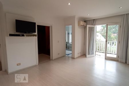 Casa de condomínio à venda com 375m², 3 quartos e 4 vagas Casa de condomínio à venda com 375m², 3 quartos e 4 vagasSuíte 3