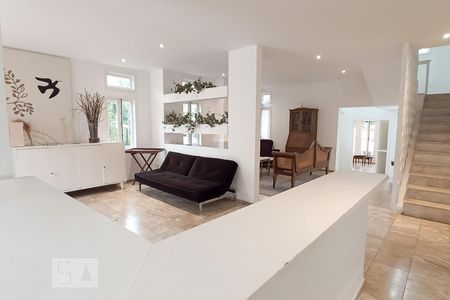 Sala de estar e jantar de casa de condomínio à venda com 3 quartos, 375m² em Alphaville, Santana de Parnaíba