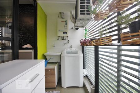 Apartamento à venda com 75m², 2 quartos e 2 vagasÁrea de Serviço