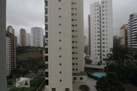 Apartamento à venda com 75m², 2 quartos e 2 vagasVista da suíte