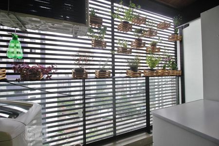 Apartamento à venda com 75m², 2 quartos e 2 vagasÁrea de Serviço