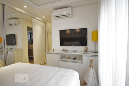 Apartamento à venda com 75m², 2 quartos e 2 vagasSuíte