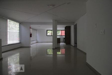 Apartamento à venda com 75m², 2 quartos e 2 vagasÁrea comum - Salão de festas