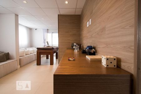 Apartamento à venda com 43m², 1 quarto e 1 vaga Apartamento à venda com 43m², 1 quarto e 1 vagaSalão de jogos