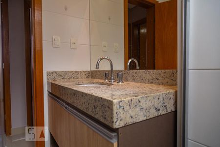 Apartamento à venda com 180m², 3 quartos e 3 vagasBanheiro Social 1