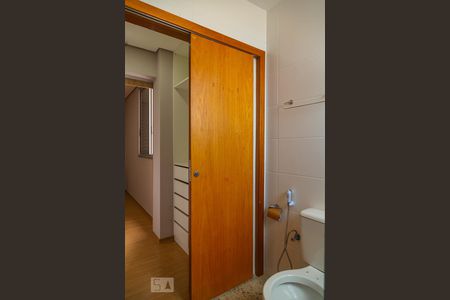 Apartamento à venda com 180m², 3 quartos e 3 vagasBanheiro da Suíte