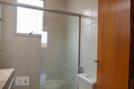 Apartamento à venda com 180m², 3 quartos e 3 vagasBanheiro Social 1