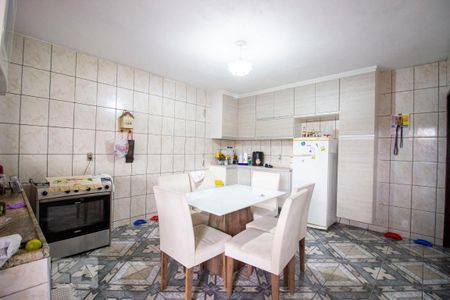 Casa à venda com 290m², 7 quartos e 4 vagasCozinha 3