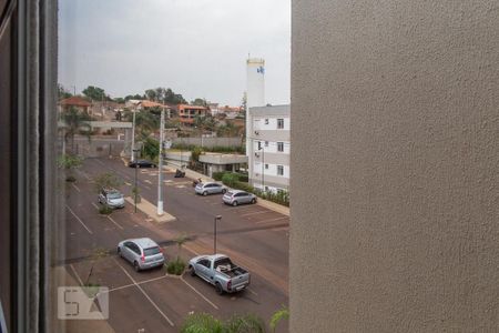 Sala - vista de apartamento para alugar com 2 quartos, 43m² em Jardim Itau, Ribeirão Preto