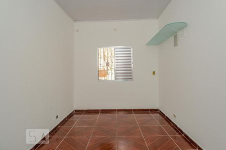 Quarto de casa para alugar com 2 quartos, 180m² em Vila Santa Maria, São Paulo
