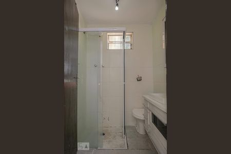 Banheiro de casa para alugar com 2 quartos, 180m² em Vila Santa Maria, São Paulo