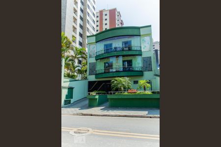 Apartamento à venda com 126m², 3 quartos e 3 vagasFachada